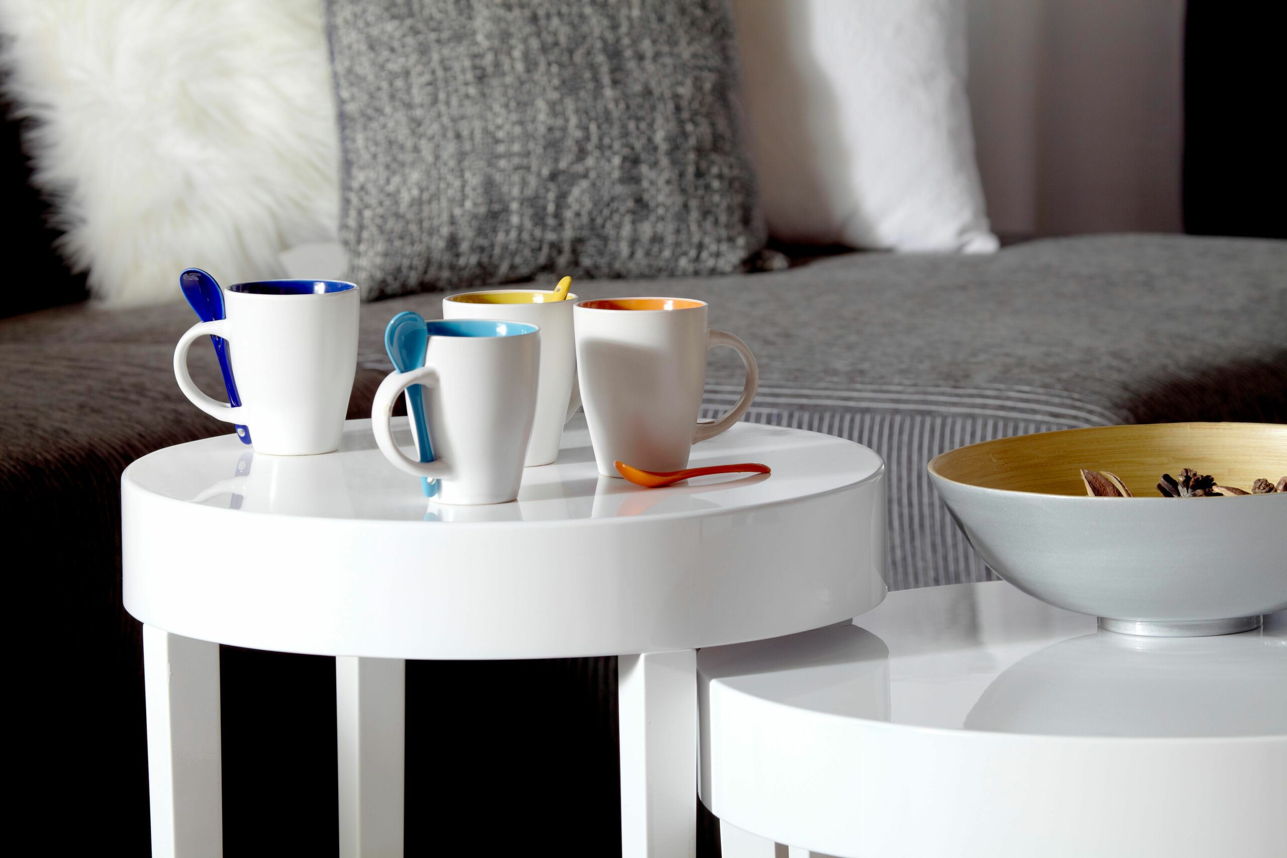 Taza y cuchara de cerámica Eduardo - Imagen 2