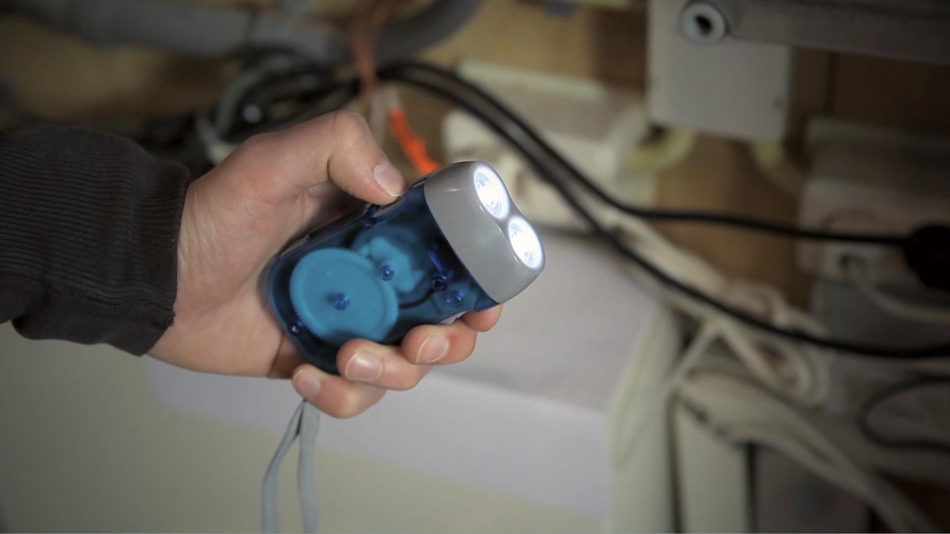 Linterna dynamo de ABS Tristan - Imagen 4