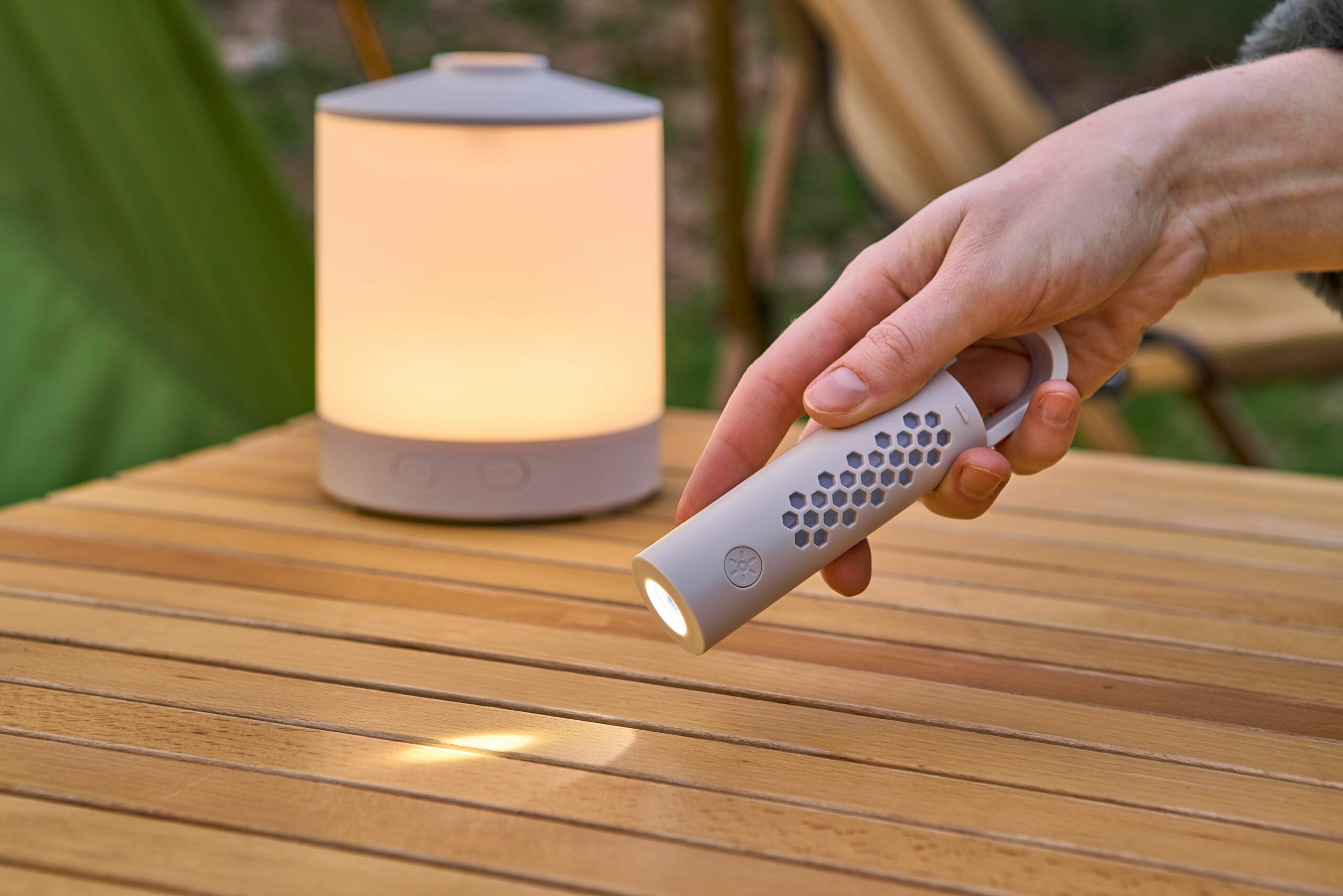 Luz multifunción de ABS Araminta - Imagen 11